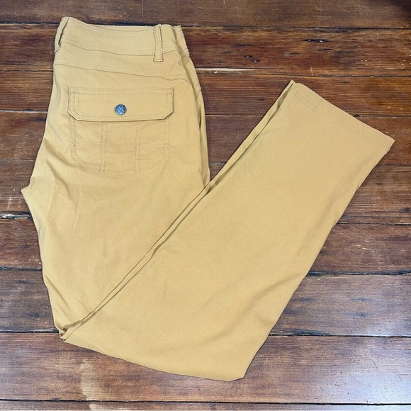 Prana Women's Tan roll up Pants / Capri size 6 - Picture 4 of 5